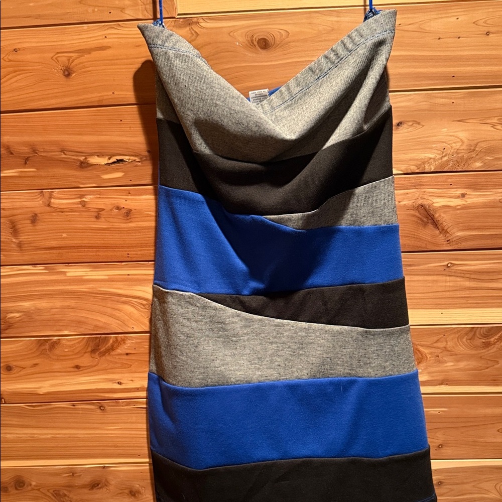 Elegant Strapless Blue and Gray Dress